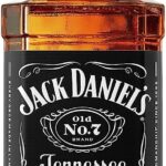 Jack Daniel’s Old No.7 Tennessee Whiskey 70 cl  Gradi  40%  .